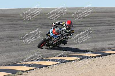 media/Oct-13-2025-Moto Forza (Mon) [[a66d839500]]/3-B Group/Session 2 (Bowl)/